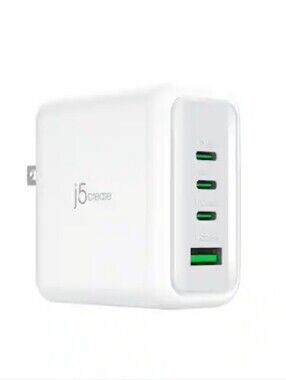j5create 4-Port USB Wall Charger in White with Green Accents